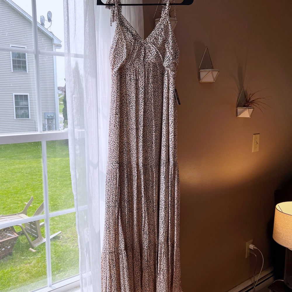 NWT Express polka dot maxi dress! Size small